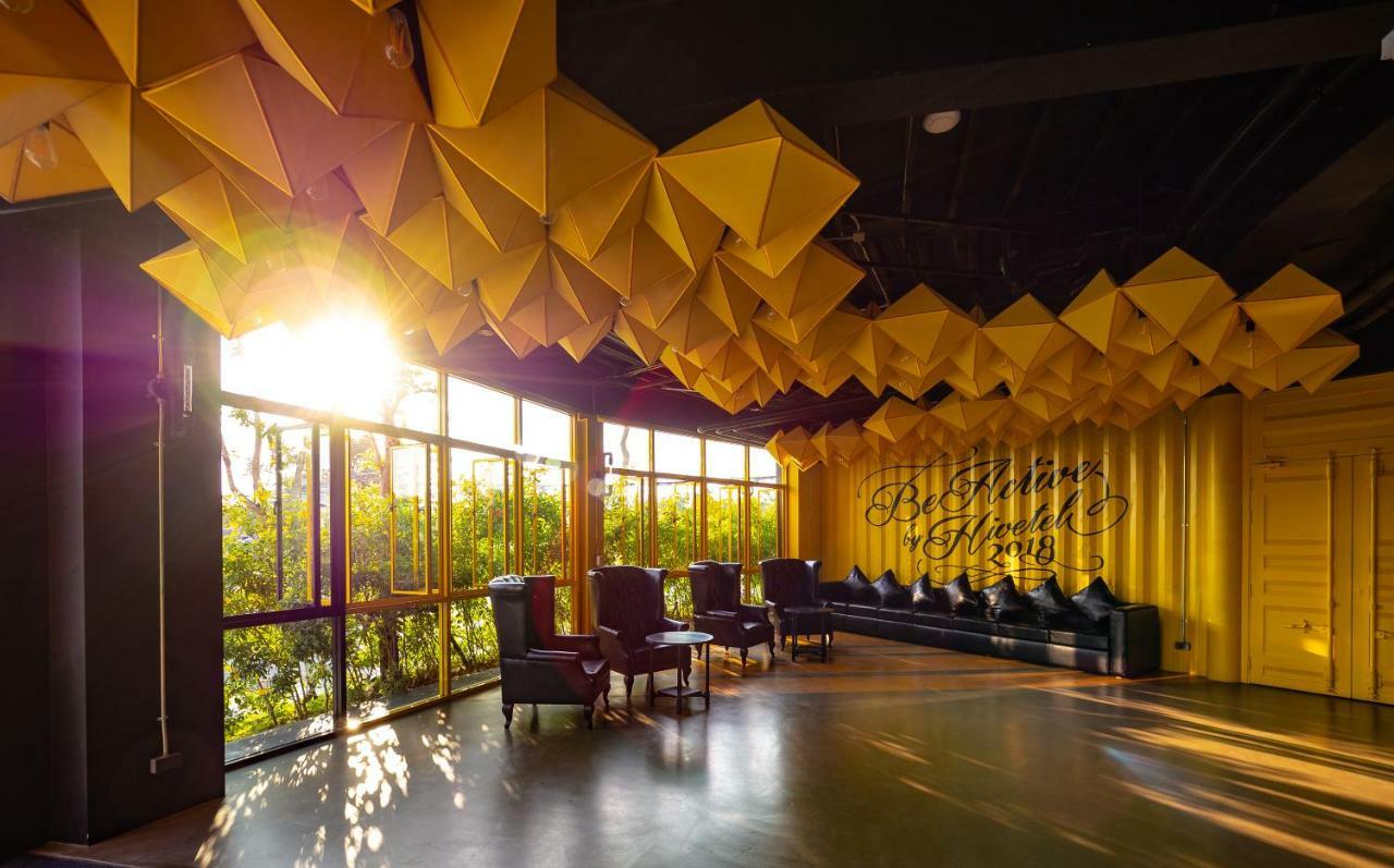 Hotel Hivetel à Chalong Extérieur photo